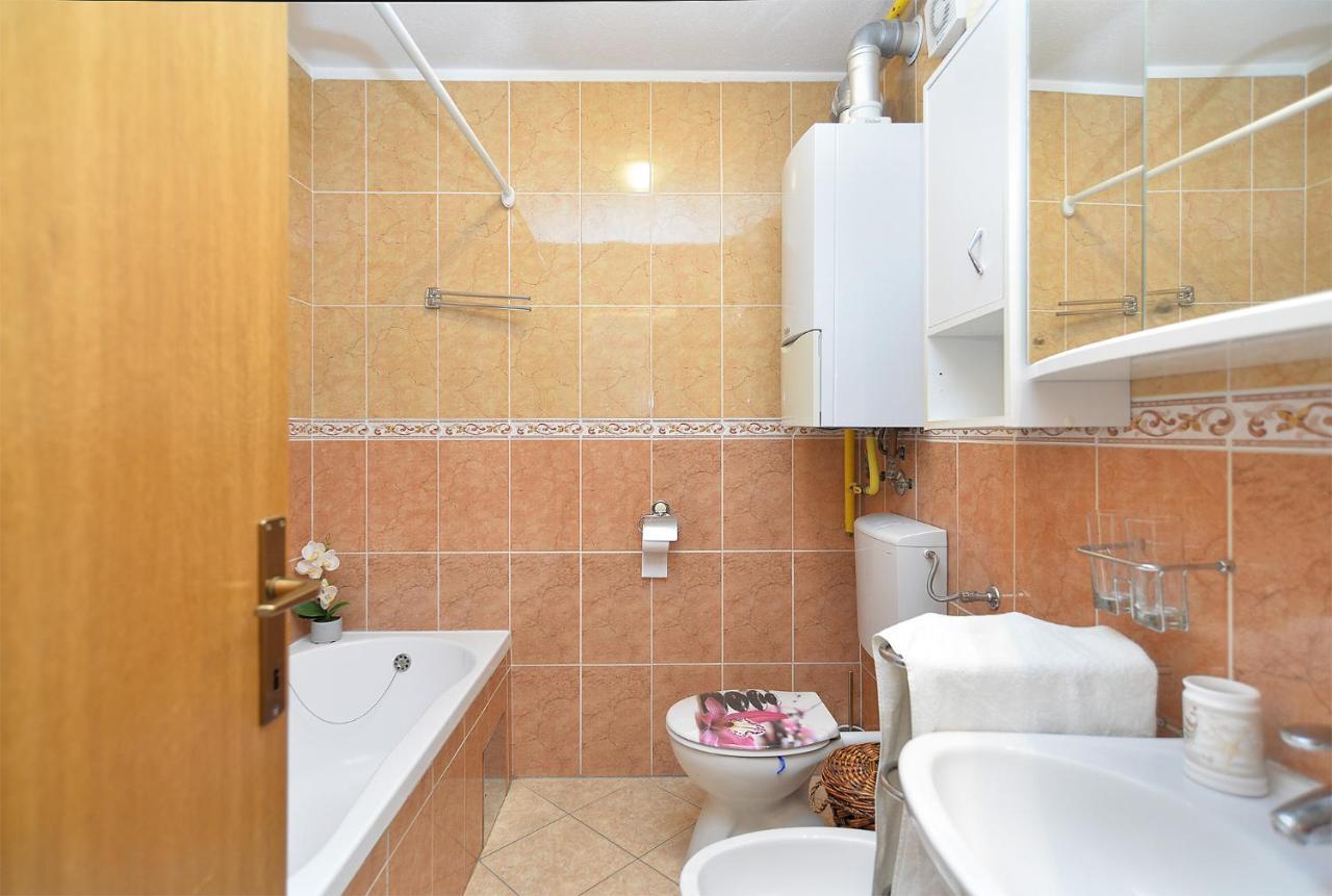 Apartment 2207 Pula Exterior photo
